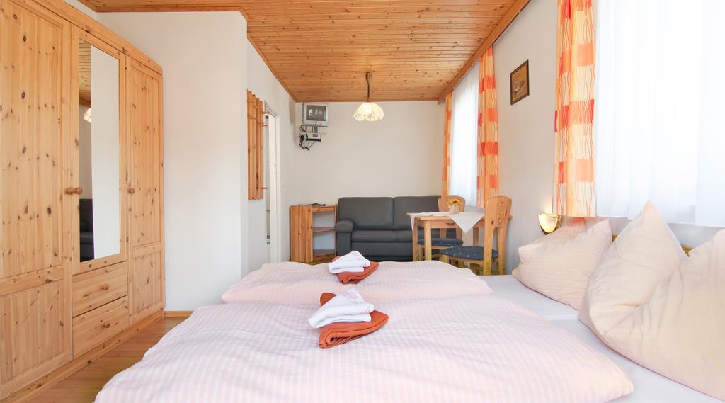 Gaestehaus Lutschounig Фаак ам Зее Екстериор снимка