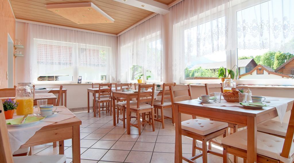 Gaestehaus Lutschounig Фаак ам Зее Екстериор снимка