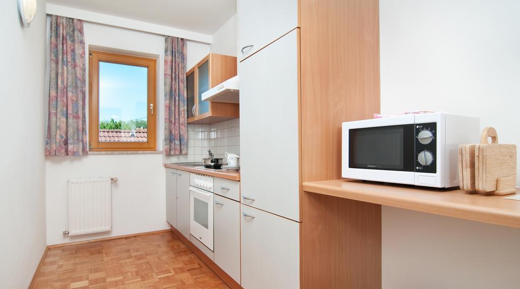 Gaestehaus Lutschounig Фаак ам Зее Екстериор снимка