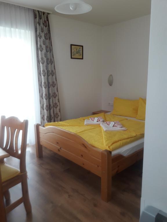 Gaestehaus Lutschounig Фаак ам Зее Екстериор снимка